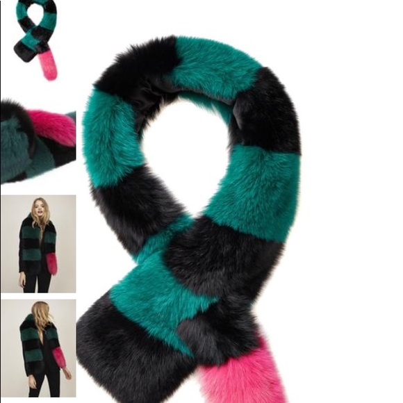 Charlotte Simone scarf - Picture 7 of 8